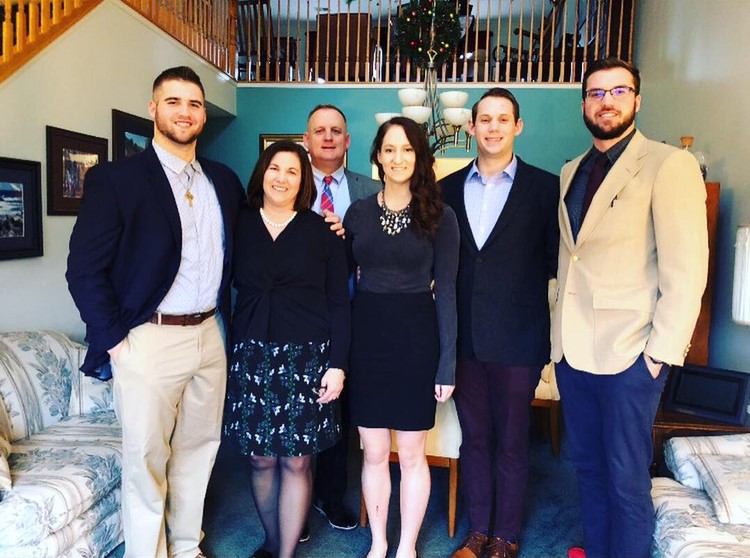 (Left to right) Mark Weakland, Samantha Weakland (Mother), Chris Weakland (Father), Emma Weakland (Sister), Josh Weakland (Brother), John Weakland (Brother)